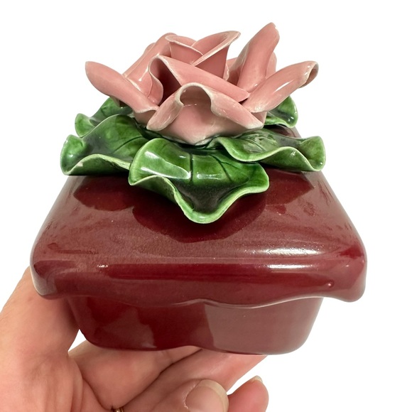 Vintage Ceramic Rose Trinket Box - Picture 3 of 9